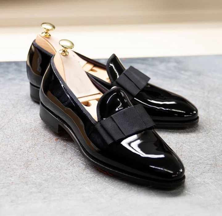 formal shoes black color